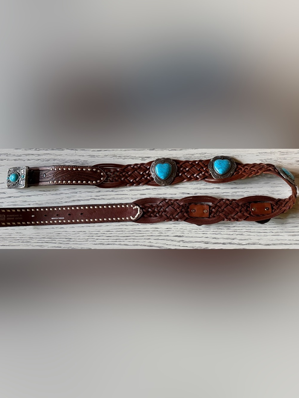 Angel Ranch Ladies Belt Tooled Tabs Braided Heart Concho Sz XL - Picture 3 of 4